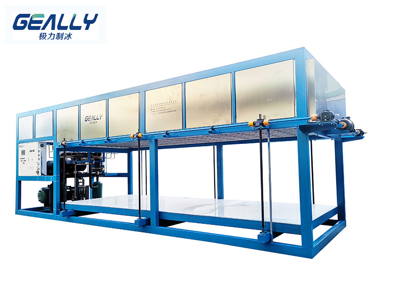 直冷式塊冰機(jī)對比鹽水式塊冰機(jī)的優(yōu)勢！防止損壞要注意哪些？